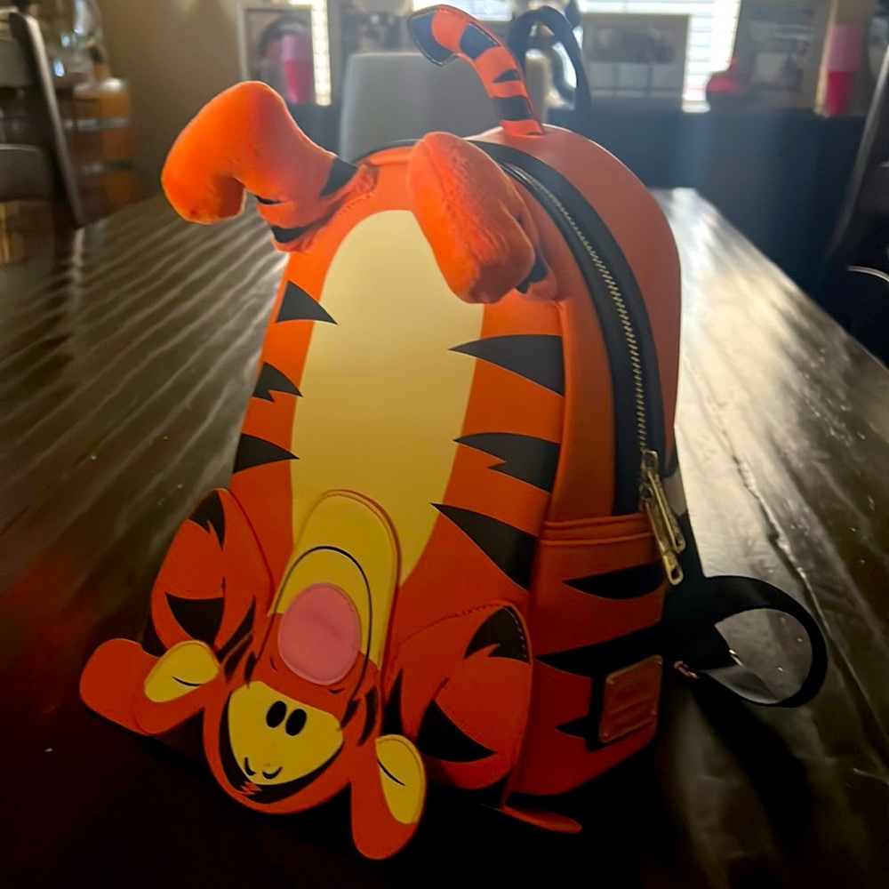 Tigger Disney backpack